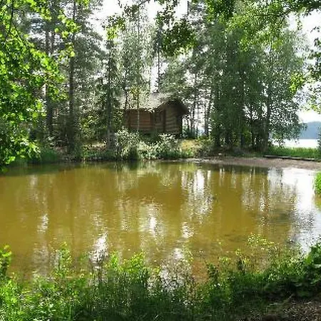 Holiday Kariniemi *